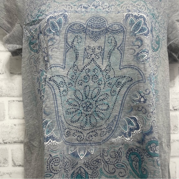 Style & Co Hamsa Gray V-Neck High Low Tee Medium - Picture 2 of 5